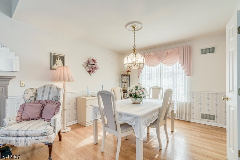 13 Little Doe Run Oak Ridge, NJ 07438 - Photo 16 of 29