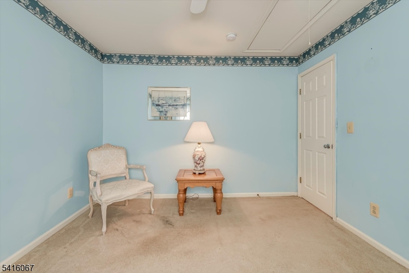 13 Little Doe Run Oak Ridge, NJ 07438 - Photo 21 of 29