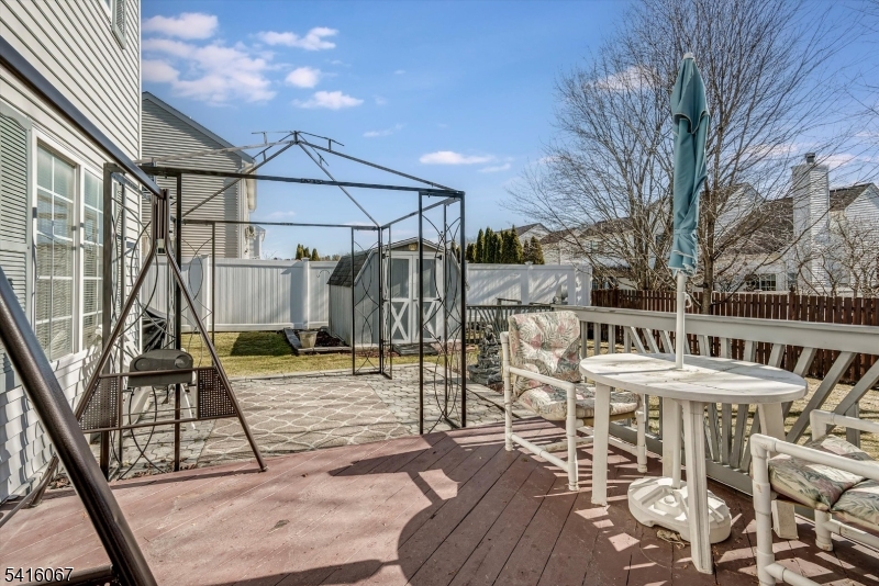 13 Little Doe Run Oak Ridge, NJ 07438 - Photo 26 of 29