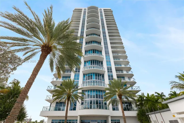 $1,075,000 | 17301 Biscayne Boulevard, Unit 908, North Miami Beach, FL 33160