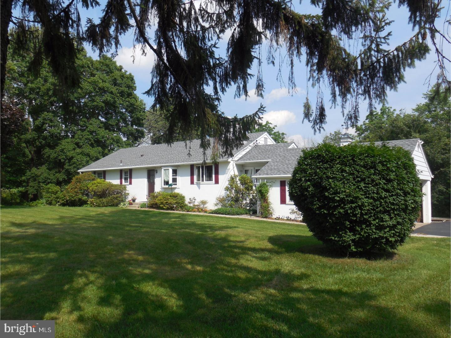 611 Upper Stump Road Chalfont, PA 18914 - Photo 2 of 23