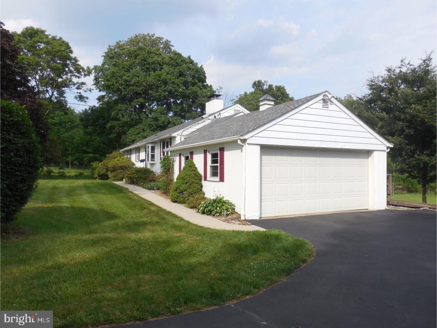 611 Upper Stump Road Chalfont, PA 18914 - Photo 3 of 23