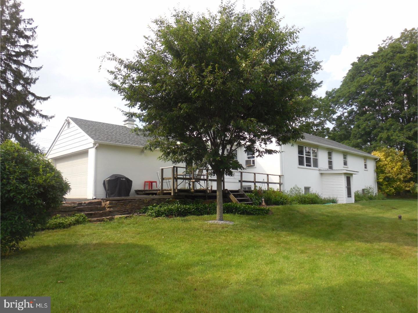 611 Upper Stump Road Chalfont, PA 18914 - Photo 4 of 23