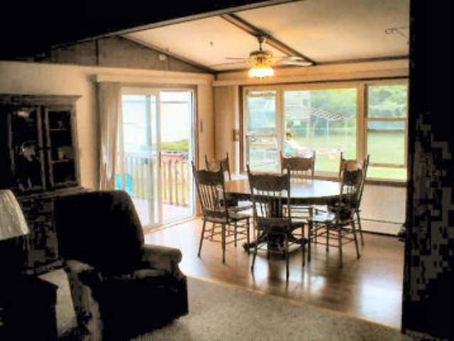 1589 West Fairview Road Freeport, IL 61032 - Photo 5 of 9 Gallery Image 5