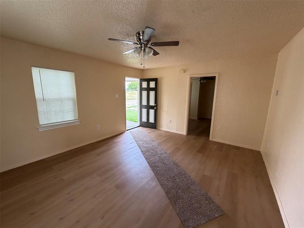 1114 Thorpe Springs Road Granbury, TX 76048 - Photo 4 of 12