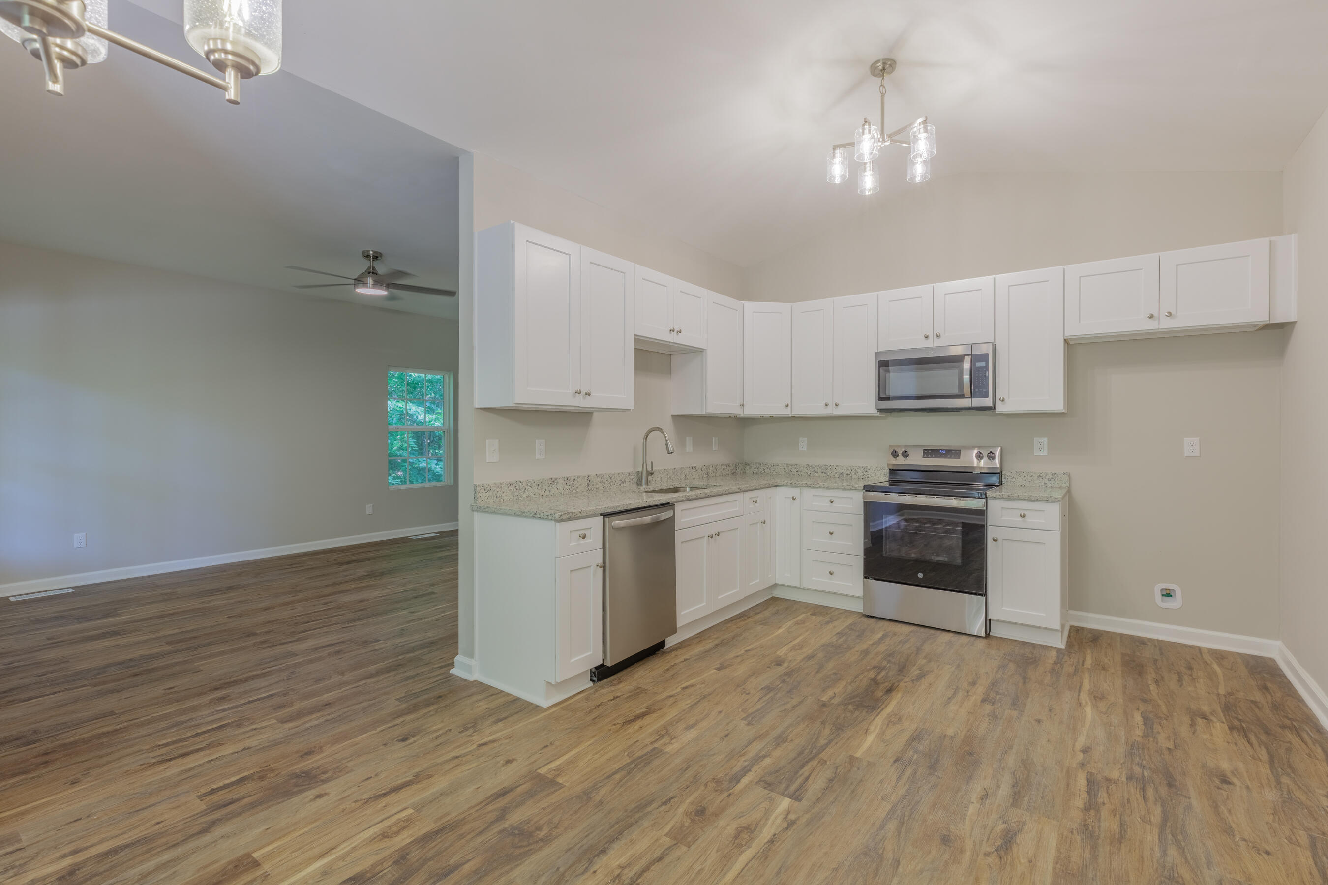 2835 South Riverbend Road Dalton, GA 30721 - Photo 18 of 36 2835 Riverbend HD-14