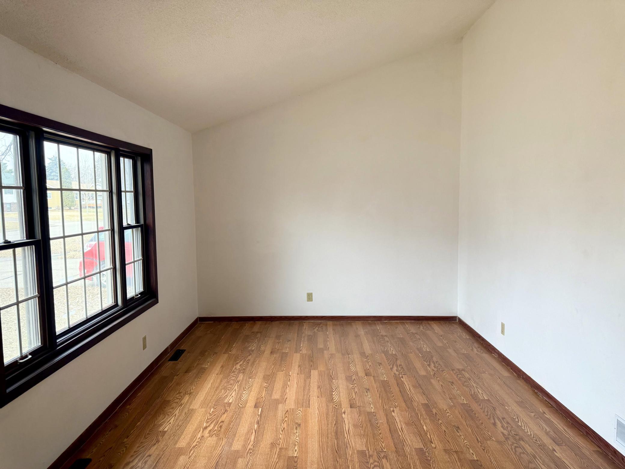 6618 North Colfax Avenue Brooklyn Center, MN 55430 - Photo 7 of 16