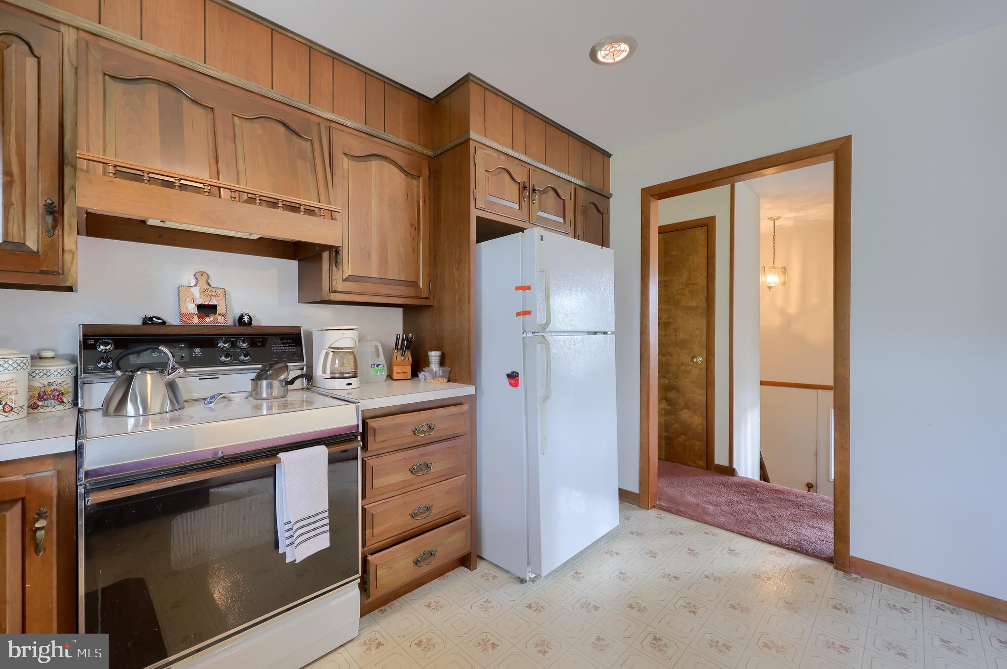 108 Briar Hill Road Lititz, PA 17543 - Photo 11 of 29