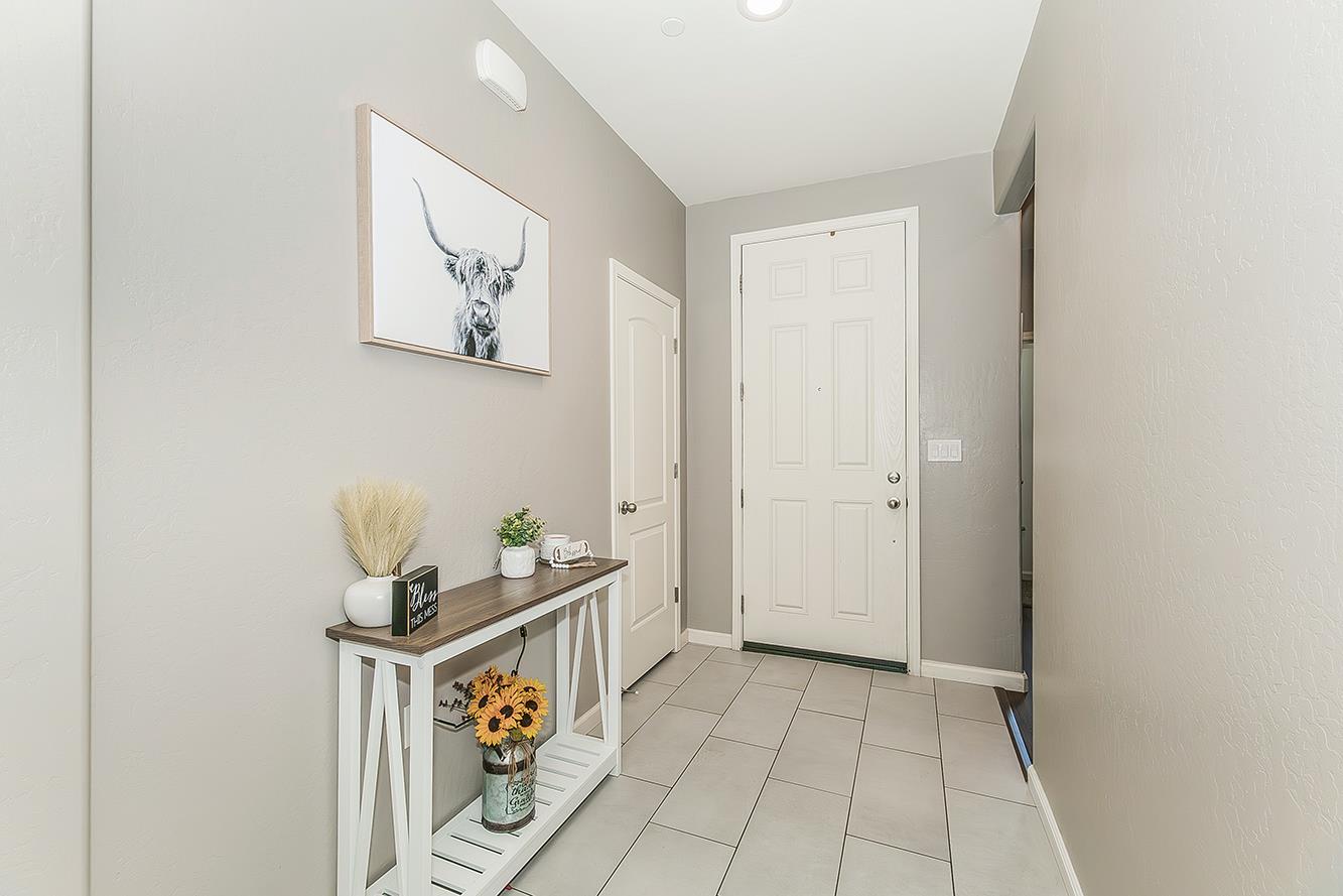 212 Panther Street Reedley, CA 93654 - Photo 4 of 17 Gallery Image 4