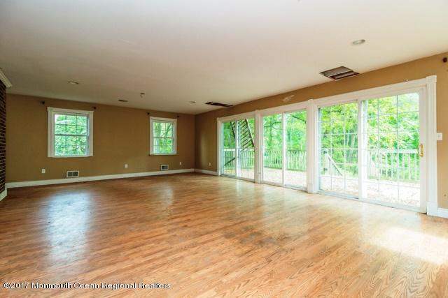 28 Reids Hill Road Morganville, NJ 07751 - Photo 9 of 21 005-4788979-small