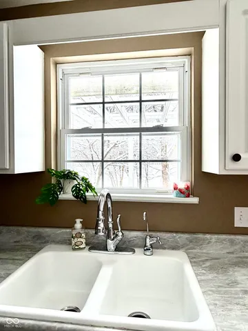 $239,908 | 5849 Regency Drive, Columbus, IN 47203