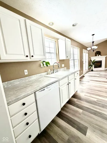 $239,908 | 5849 Regency Drive, Columbus, IN 47203