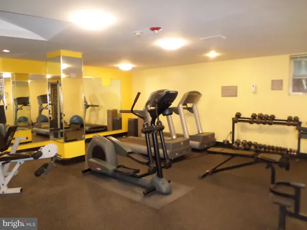$1,725 | 2500 Q Street Northwest, Unit 229, Washington, DC 20007