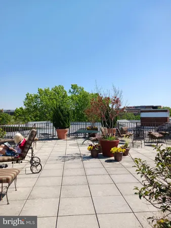 $1,725 | 2500 Q Street Northwest, Unit 229, Washington, DC 20007