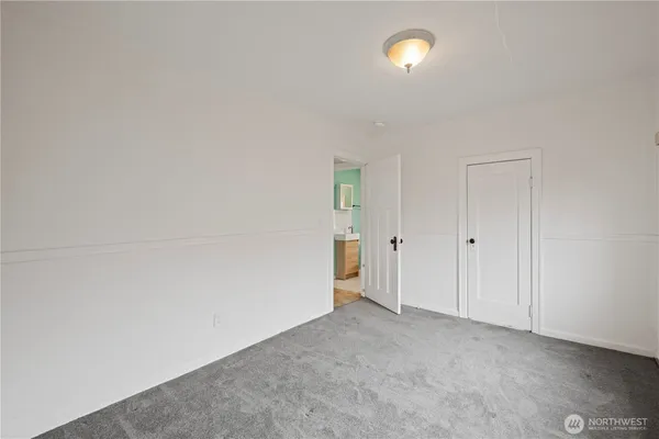 a view of empty room