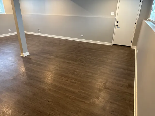 $369,500 | 110 Hickory Lane, Morris, IL 60450