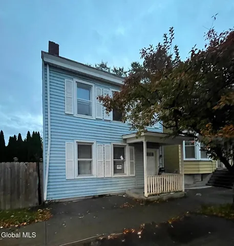 $114,999 | 562 2nd Avenue, Troy, NY 12182