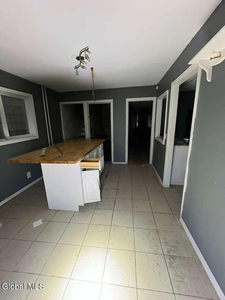 562 2nd Avenue Troy, NY 12182 - Photo 15 of 27 PHOTO-2025-10-22-07-35-29