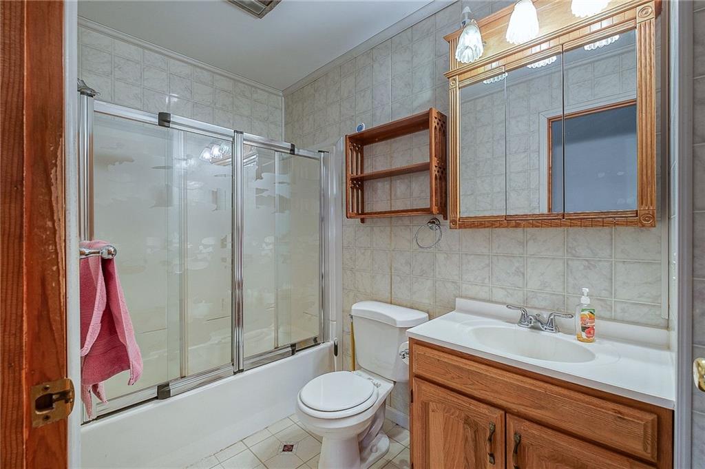 112 Rothen Avenue Butler, PA 16001 - Photo 12 of 24 Gallery Image 12