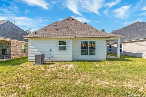 $258,900 | 2121 Aubrianna Lane, Sulphur, LA 70663