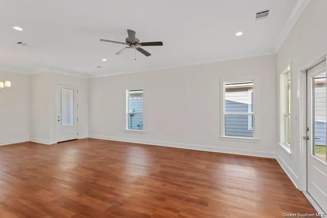 $259,900 | 2121 Aubrianna Lane, Sulphur, LA 70663