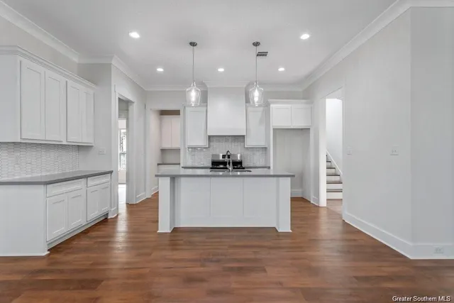 $259,900 | 2121 Aubrianna Lane, Sulphur, LA 70663