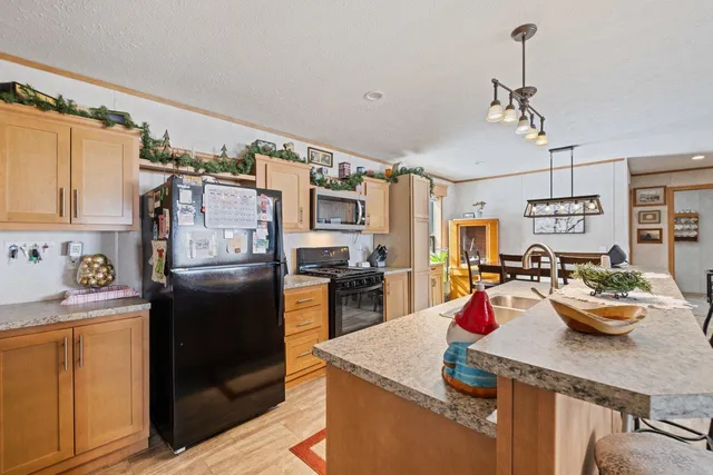 $1,400,000 | 2001-a&b Bayview Drive, Tower, MN 55790