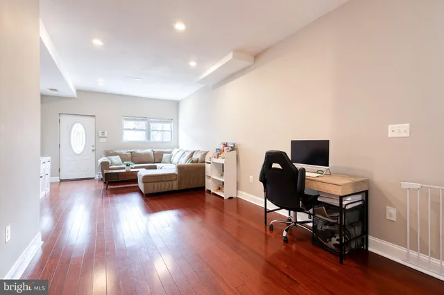 $269,900 | 542 South Lehigh Street, Baltimore, MD 21224