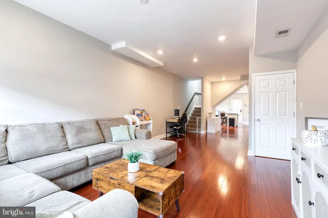 $269,900 | 542 South Lehigh Street, Baltimore, MD 21224