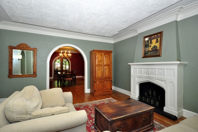 271 Southcote Road Riverside, IL 60546 - Photo 5 of 25