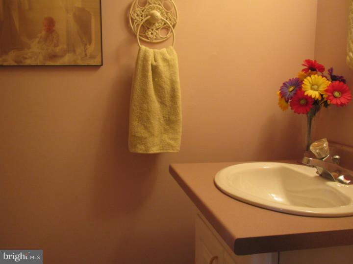 1800 Winding Way Clementon, NJ 08021 - Photo 23 of 23 Half Bath