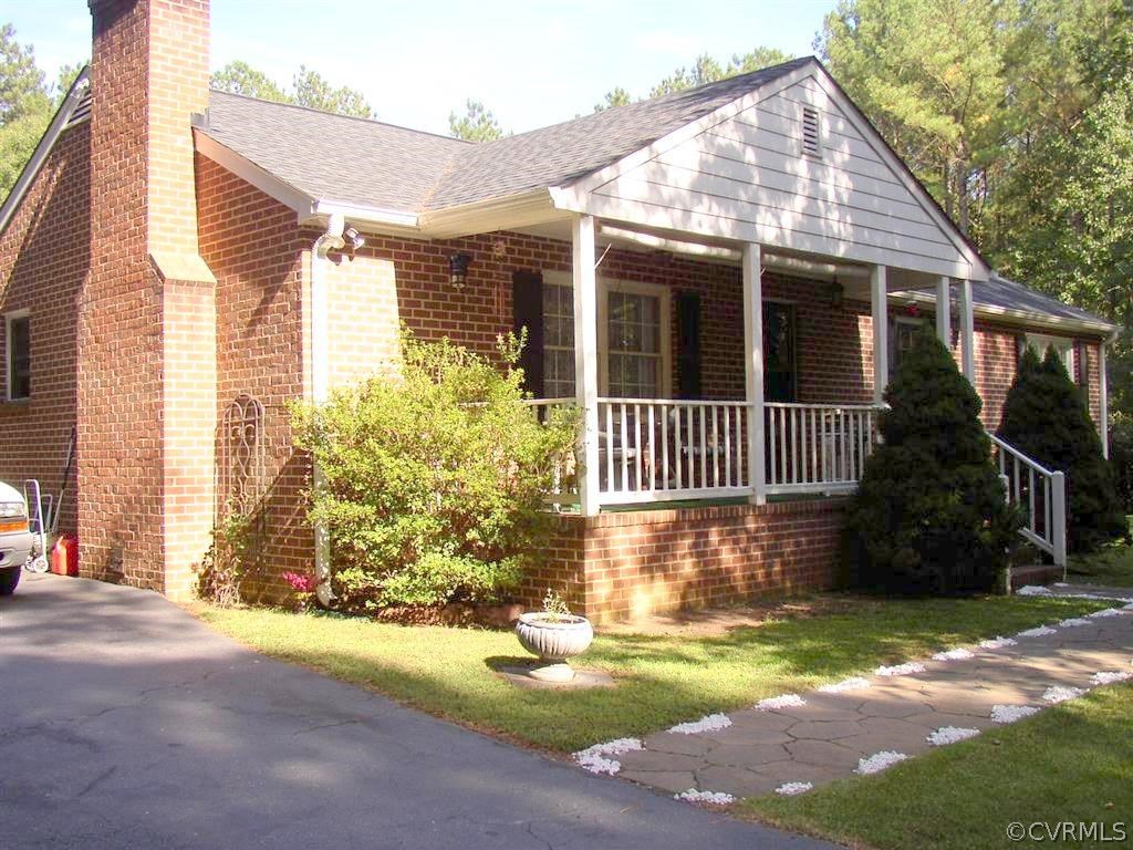 8215 Courthouse Road Church Road, VA 23833 - Photo 1 of 20 Gallery Image 1