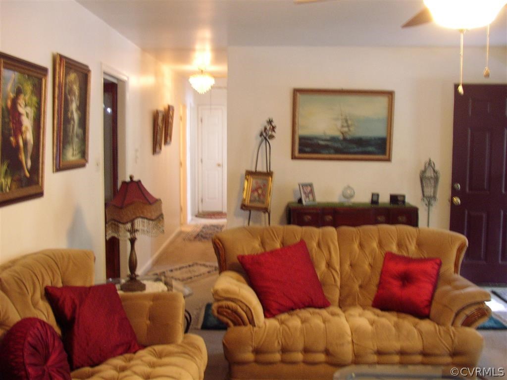 8215 Courthouse Road Church Road, VA 23833 - Photo 5 of 20 Gallery Image 5