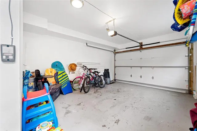 $915,000 | 13854 77th Avenue, Seminole, FL 33776