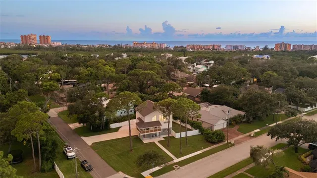 $915,000 | 13854 77th Avenue, Seminole, FL 33776