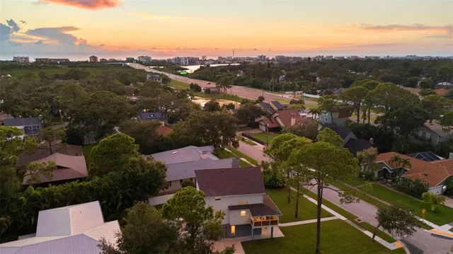 $915,000 | 13854 77th Avenue, Seminole, FL 33776