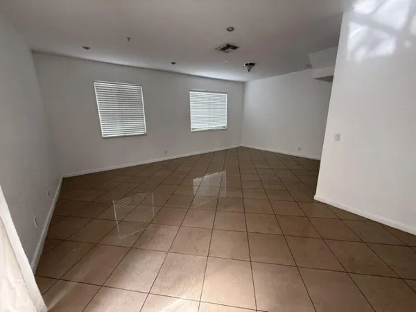 $2,900 | 2858 South Oasis Drive, Unit 2858, Boynton Beach, FL 33426