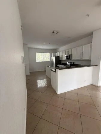 $2,900 | 2858 South Oasis Drive, Unit 2858, Boynton Beach, FL 33426