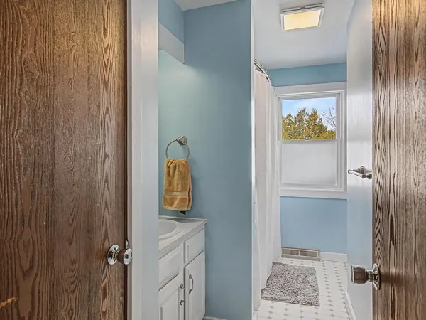 $299,000 | 63 Fairmont Place, Burlington, VT 05408