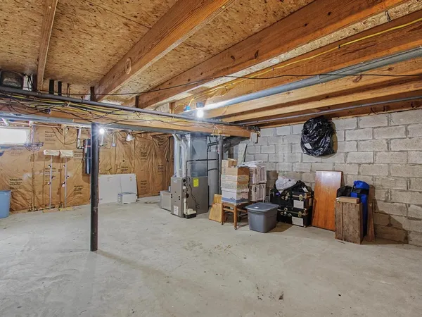 $299,000 | 63 Fairmont Place, Burlington, VT 05408