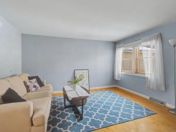 $299,000 | 63 Fairmont Place, Burlington, VT 05408