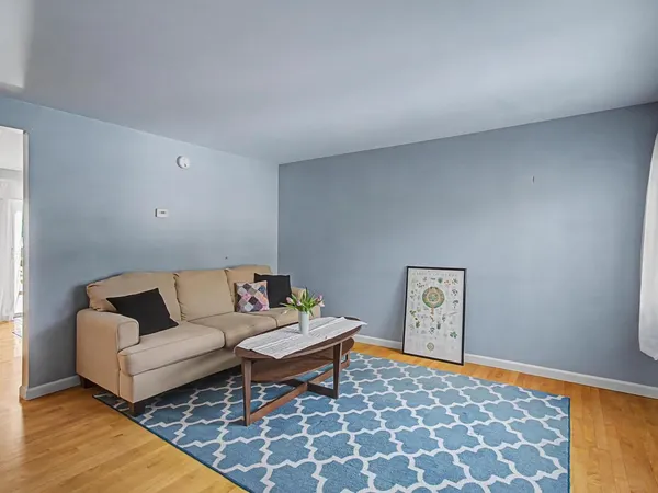 $299,000 | 63 Fairmont Place, Burlington, VT 05408