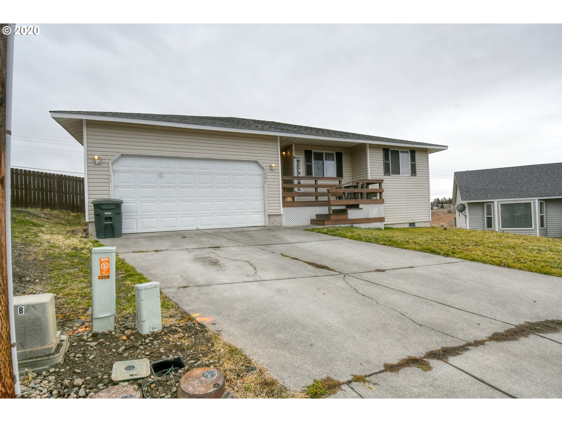 1321 Southwest 11th Court Pendleton, OR 97801 - Photo 2 of 32 Gallery Image 2