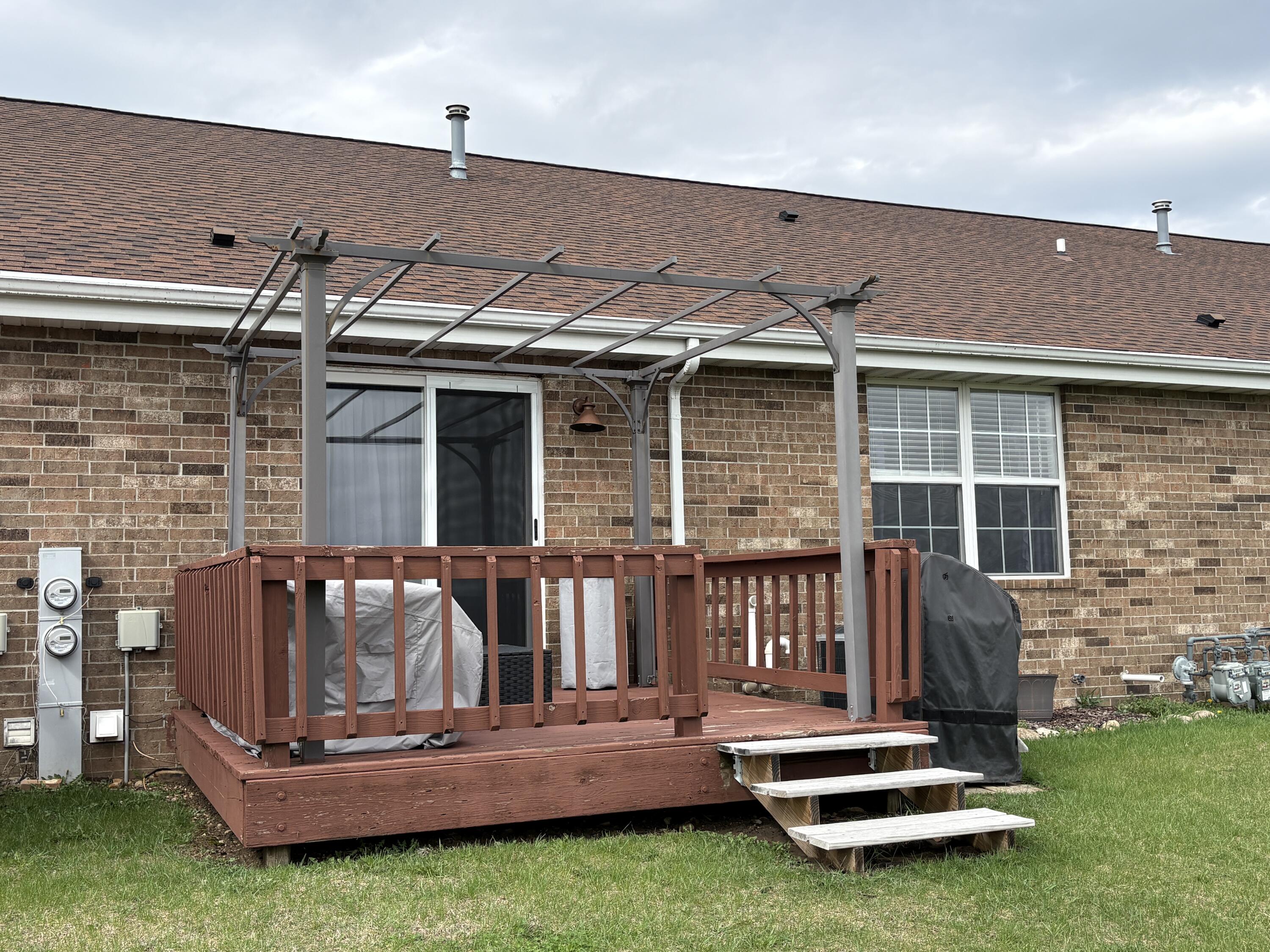 321 Davis Street, Unit 2 Elkhorn, WI 53121 - Photo 2 of 18 Back