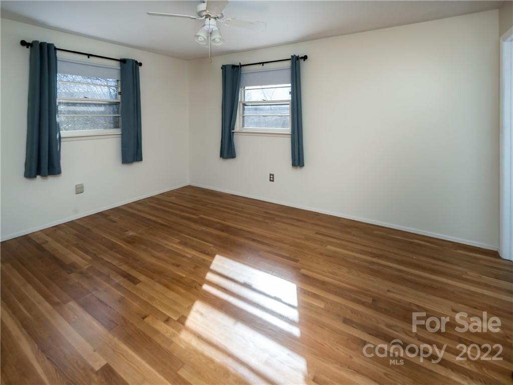 79 Pressley Road Asheville, NC 28805 - Photo 9 of 23 Gallery Image 9