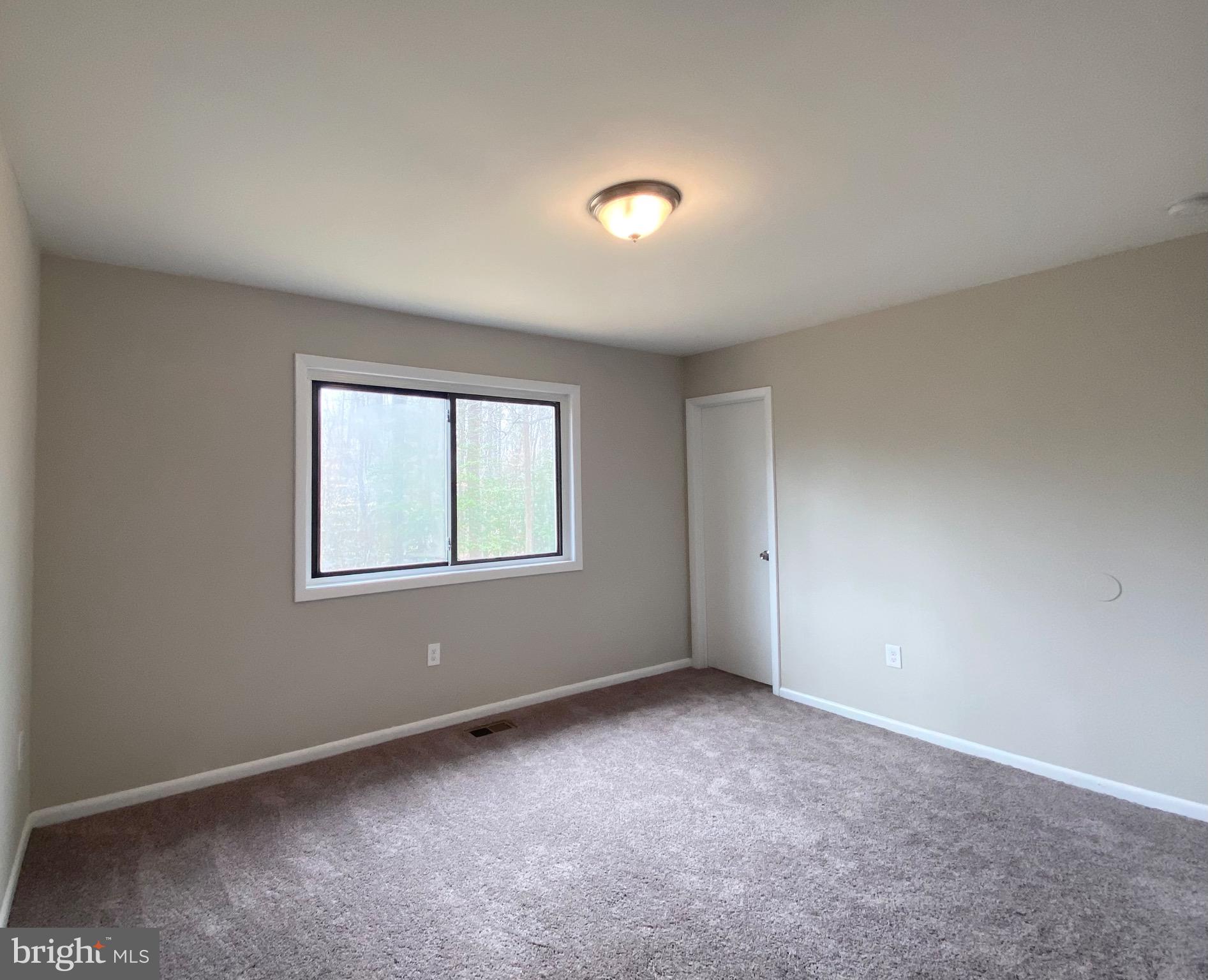 12808 Kahns Road Manassas, VA 20112 - Photo 15 of 40 Gallery Image 15