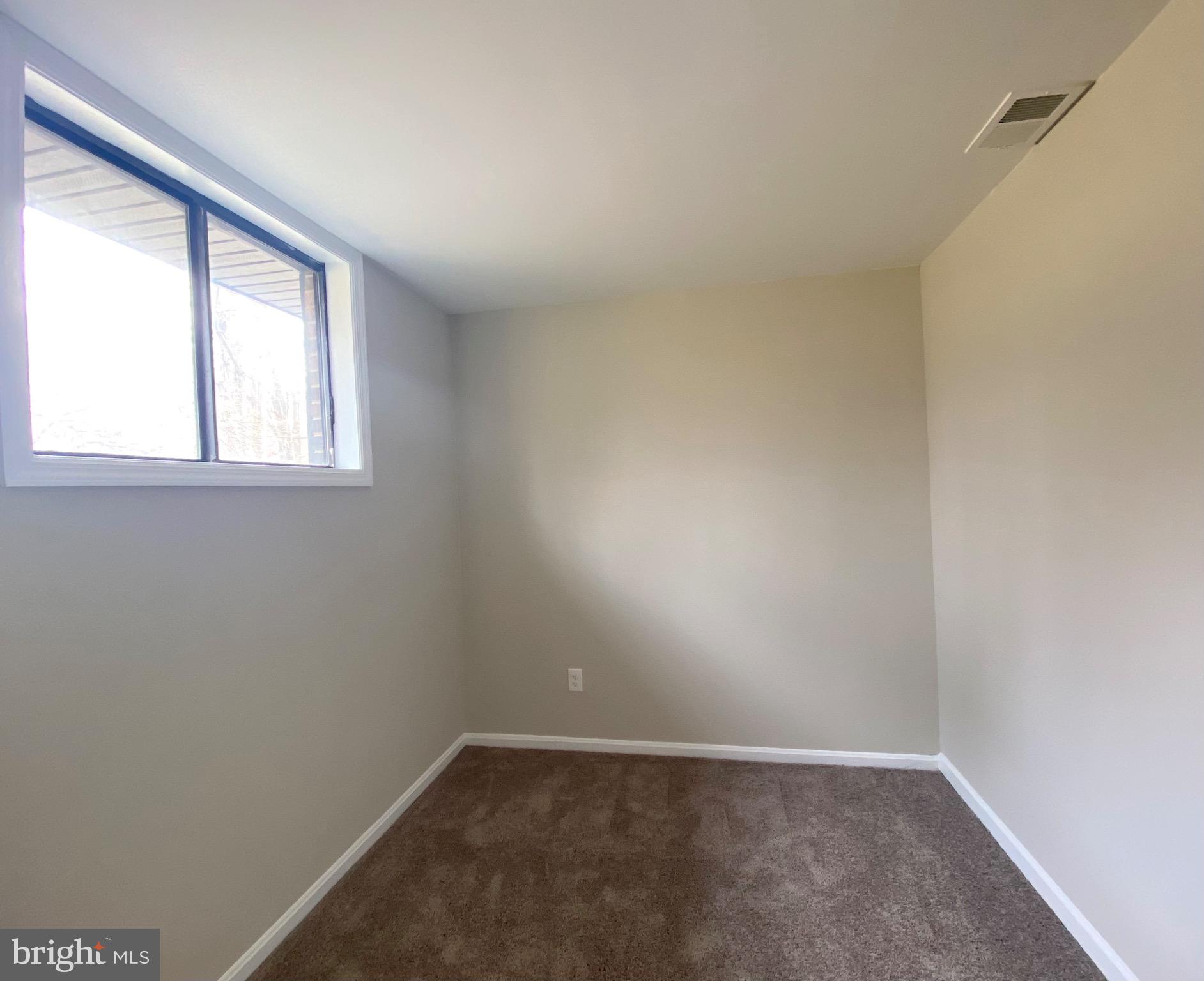12808 Kahns Road Manassas, VA 20112 - Photo 32 of 40 Gallery Image 32