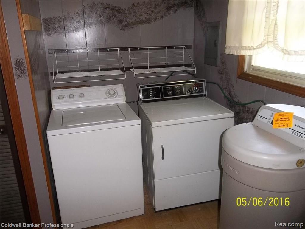 3817 Jones Road North Branch, MI 48461 - Photo 18 of 32 Laundry Room