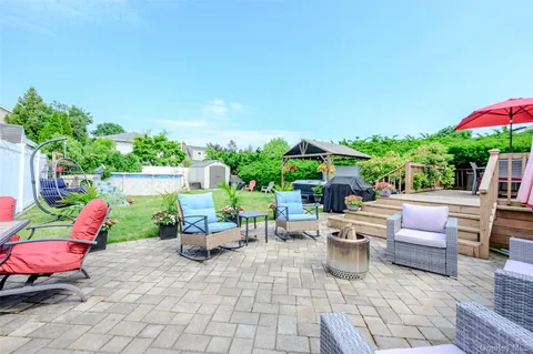 $749,000 | 26 Rhode Avenue, Merrick, NY 11566