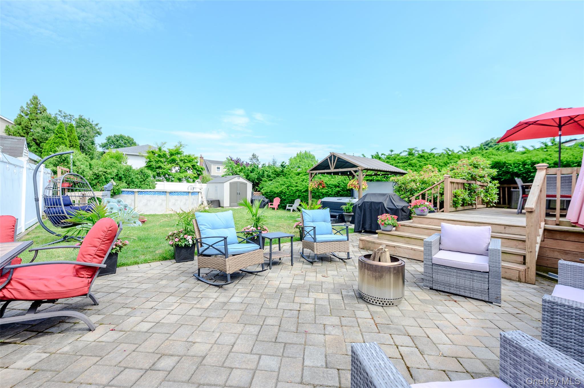 26 Rhode Avenue Merrick, NY 11566 - Photo 18 of 27
